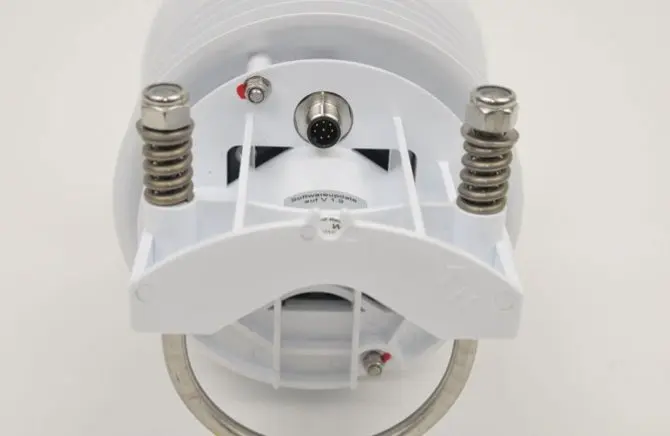 csm_lufft-ws-weather-sensor-from-below-only-one-connection-required-all-in-one-weather-station_1f4c93a331.webp